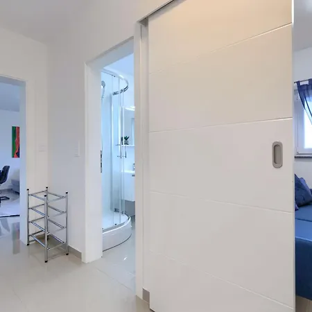 Amra 4 By Interhome Poreč