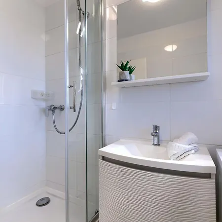 Apartment Amra 4 By Interhome *