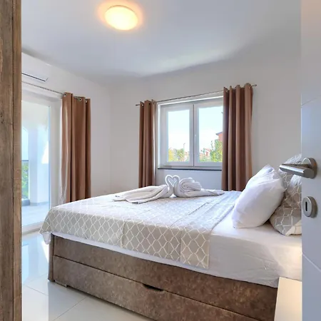 Amra 4 By Interhome Apartman